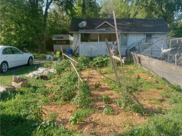 731 16th Street, Elyria, OH 44035