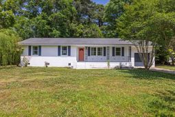 18 Carson Drive photo 4
