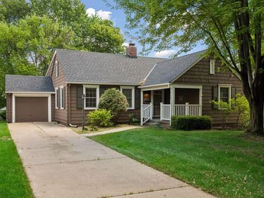 3935 Joppa Avenue S, Saint Louis Park, MN 55416