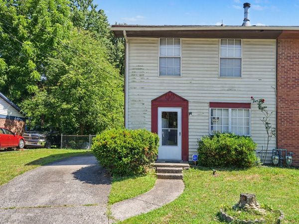 821 Netherlands Dr , Hermitage, TN 37076