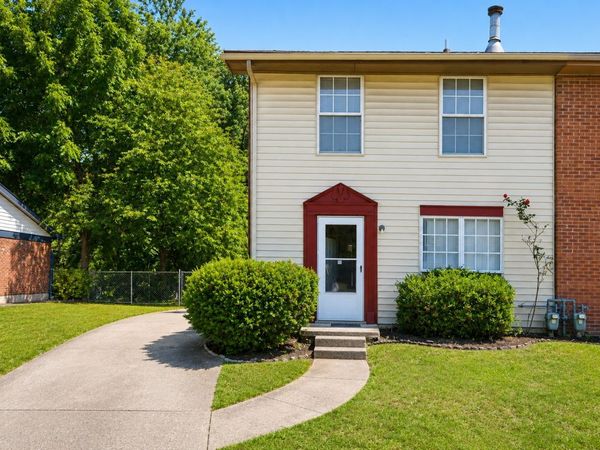 821 Netherlands Dr, Hermitage, TN 37076