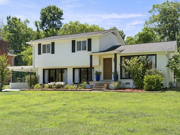 537 Rural Hill Rd , Nashville, TN 37217