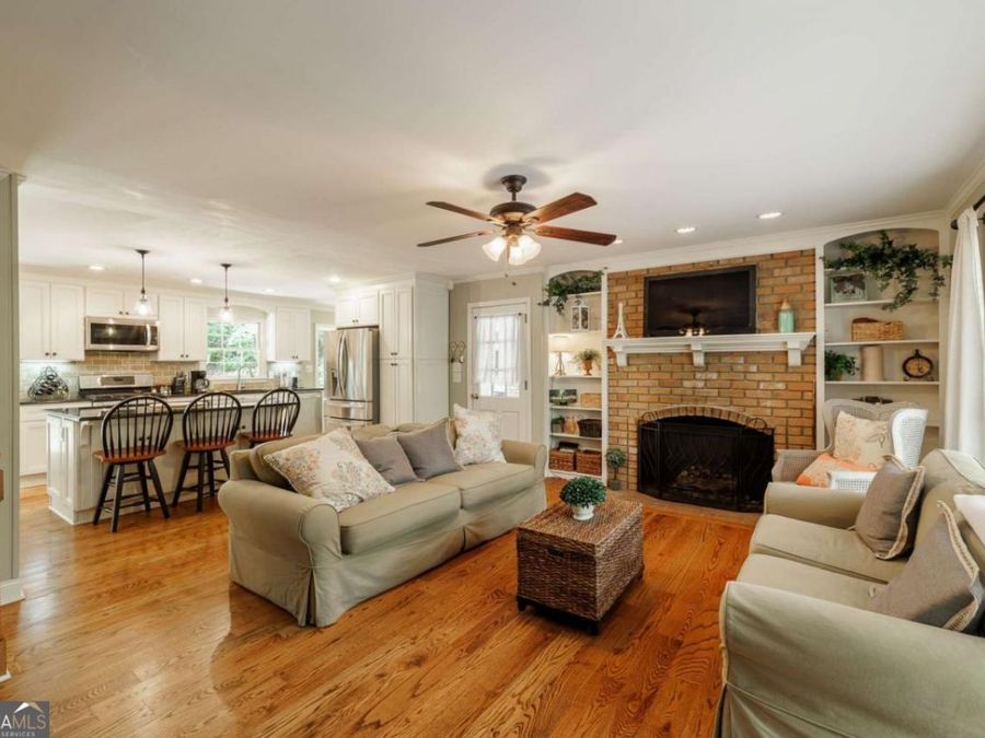 Property Image 6