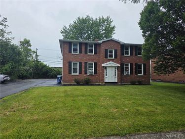 425 Joe Mccarthy Drive , Buffalo, NY 14228