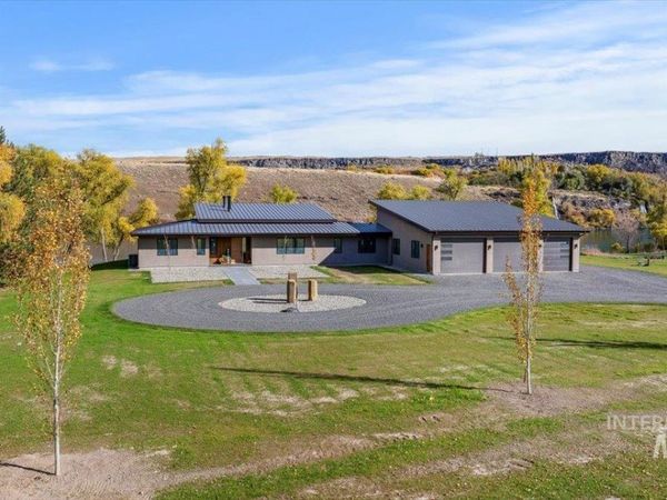 952 E 5204 N, Hagerman, ID 83332