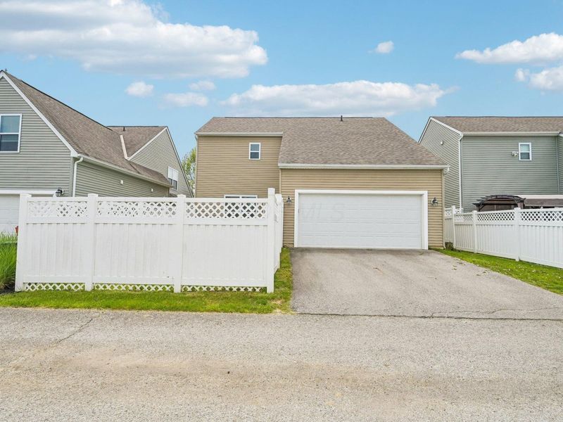 2410 Cypress Point Road, Grove City, OH 43123 Photo 31