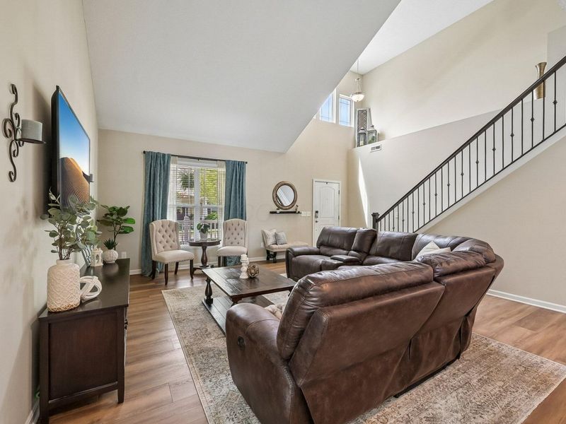 2410 Cypress Point Road, Grove City, OH 43123 Photo 9