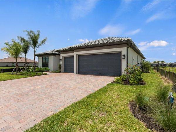 6243 Glory RD, AVE MARIA, FL 34142