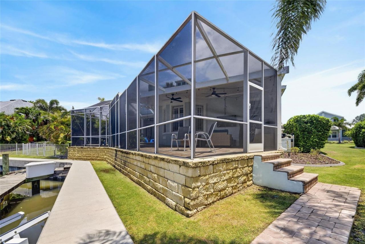 508 Islebay Drive, Apollo Beach, FL 33572 Photo