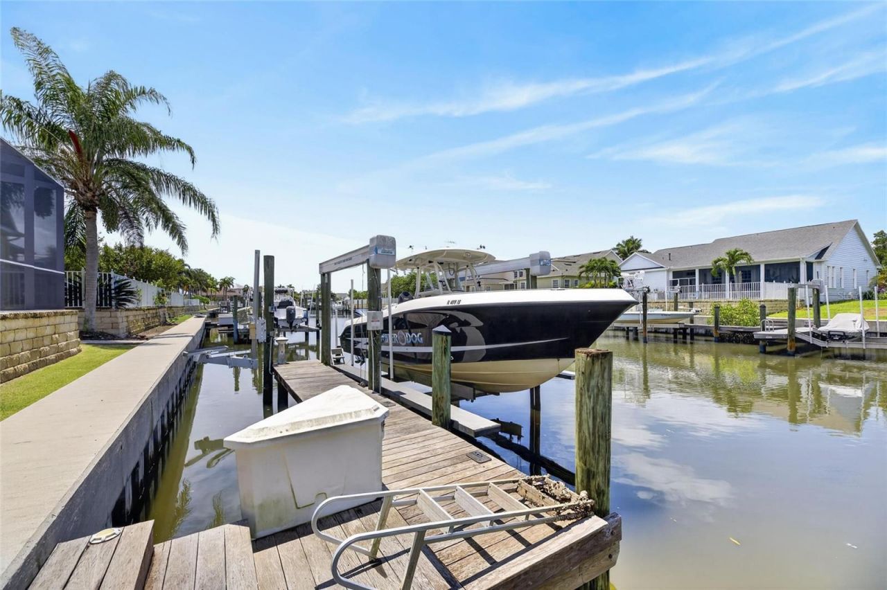 508 Islebay Drive, Apollo Beach, FL 33572 Photo
