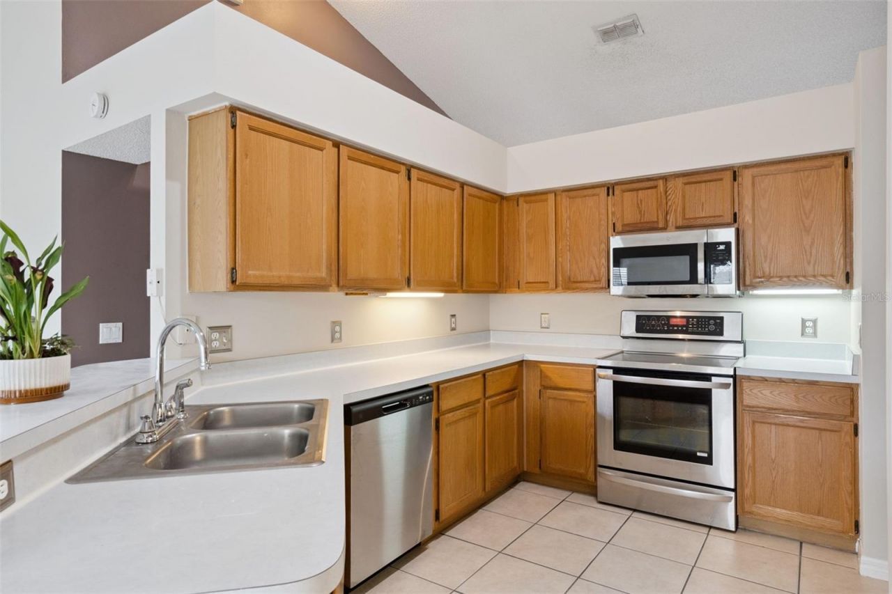 948 Rivecon Avenue , Orlando, FL 32825 Photo