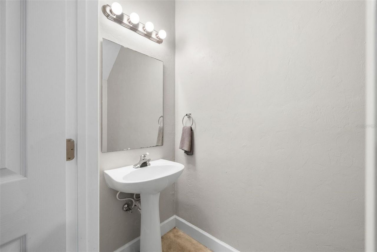 2927 SW 35th Place , Unit 113, Gainesville, FL 32608 Photo