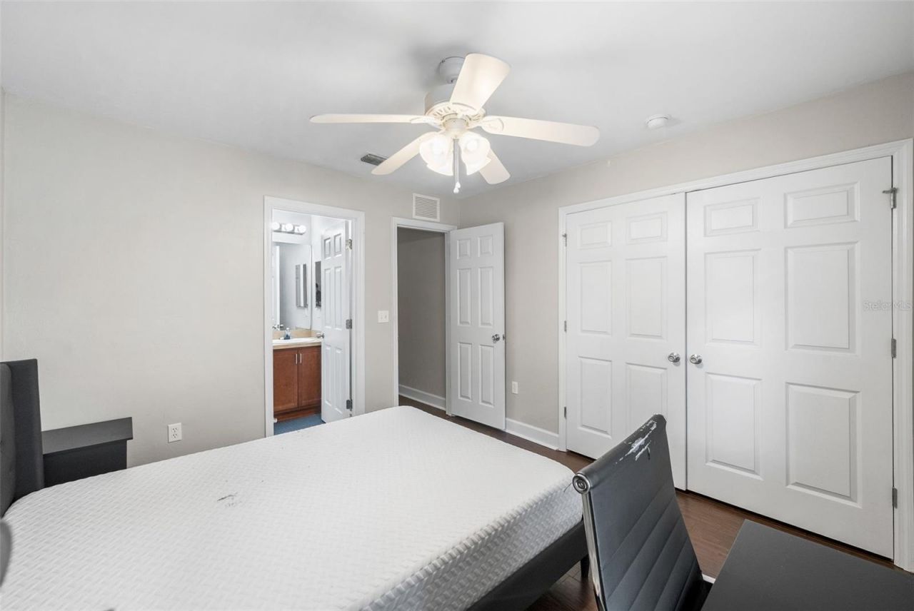 2927 SW 35th Place , Unit 113, Gainesville, FL 32608 Photo