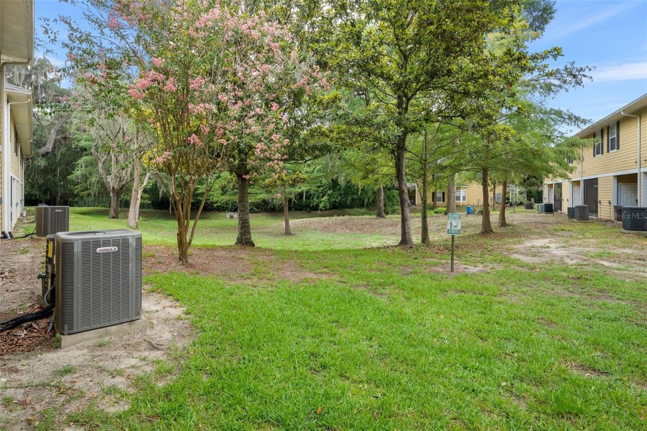 2927 SW 35th Place , Unit 113, Gainesville, FL 32608 Photo
