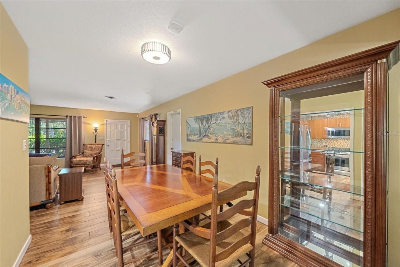 2462 Clematis Street , Sarasota, FL 34239 Photo