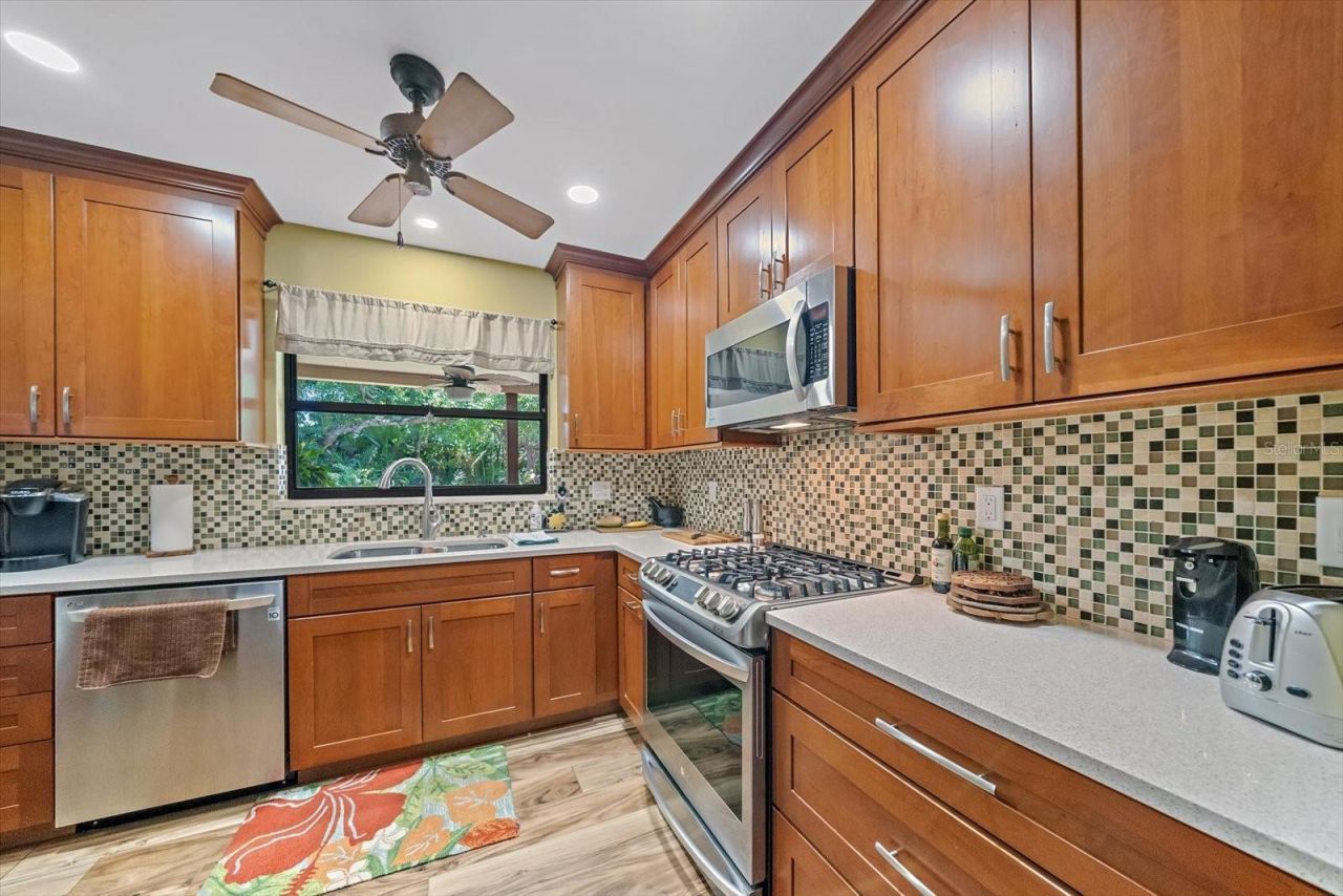 2462 Clematis Street , Sarasota, FL 34239 Photo