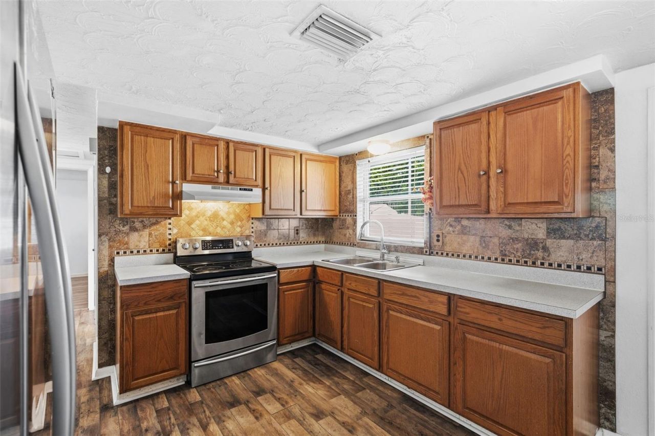 5753 1st Avenue , New Port Richey, FL 34652 Photo