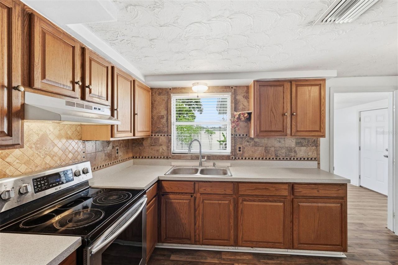 5753 1st Avenue , New Port Richey, FL 34652 Photo