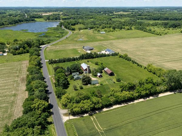 3402 Rutland Dunn Town Line Road, Stoughton, WI 53589