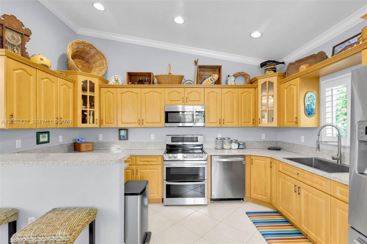 54 Tarpon Ave , Key Largo, FL 33037 Photo