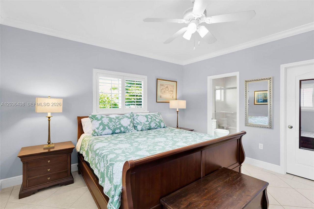 54 Tarpon Ave , Key Largo, FL 33037 Photo