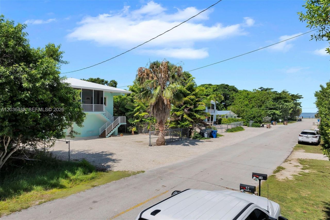 54 Tarpon Ave , Key Largo, FL 33037 Photo