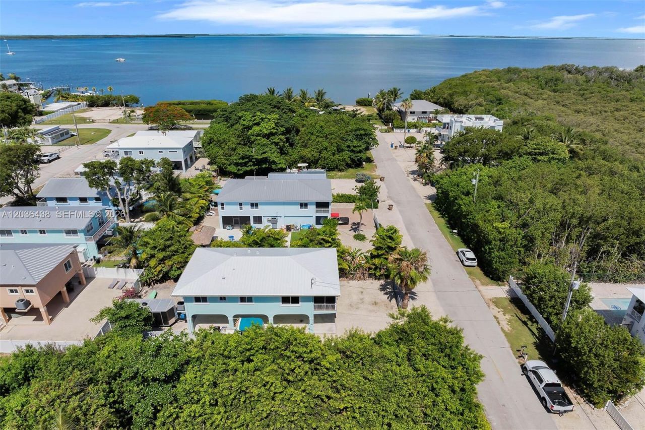 54 Tarpon Ave , Key Largo, FL 33037 Photo