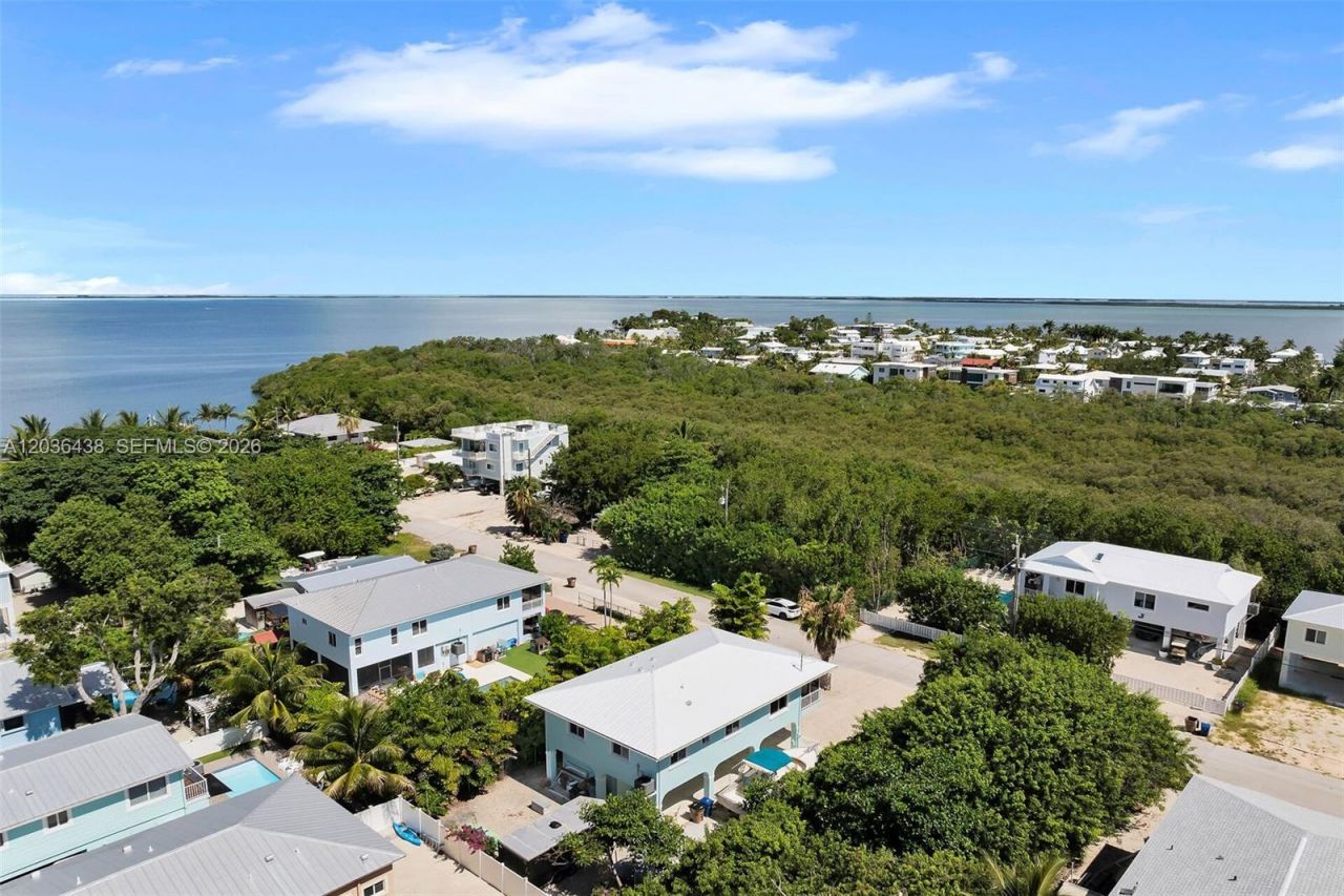 54 Tarpon Ave , Key Largo, FL 33037 Photo