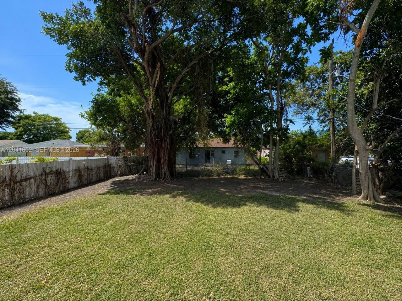811 NW 65th St, Miami, FL 33150 Photo