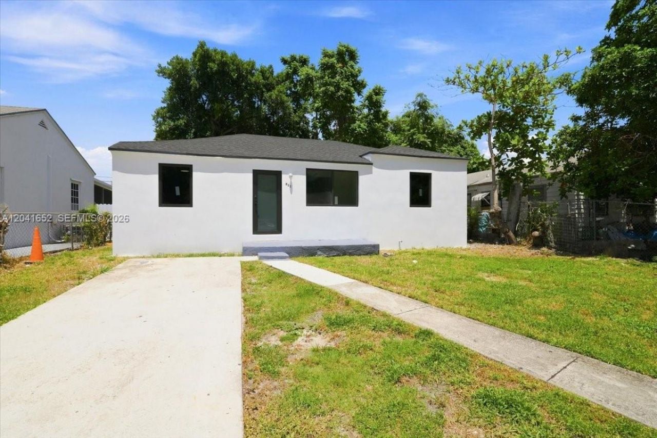 811 NW 65th St, Miami, FL 33150 Photo