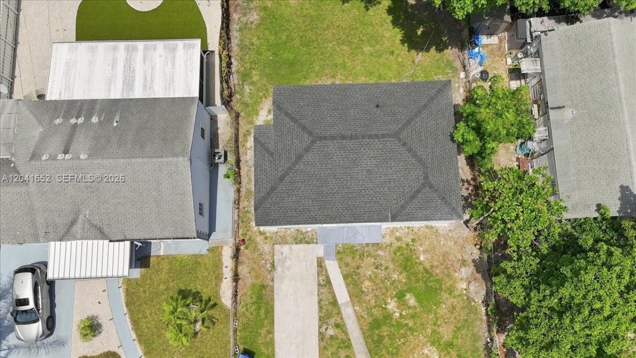 811 NW 65th St, Miami, FL 33150 Photo