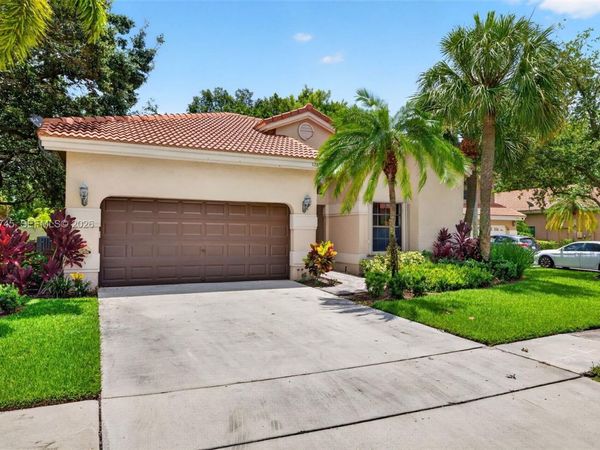 1380 NW 103rd Ter , Plantation, FL 33322