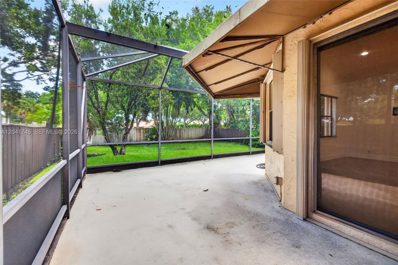 1380 NW 103rd Ter , Plantation, FL 33322 Photo