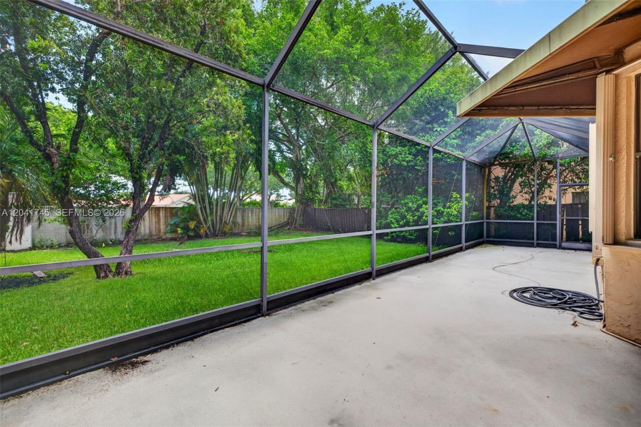 1380 NW 103rd Ter , Plantation, FL 33322 Photo