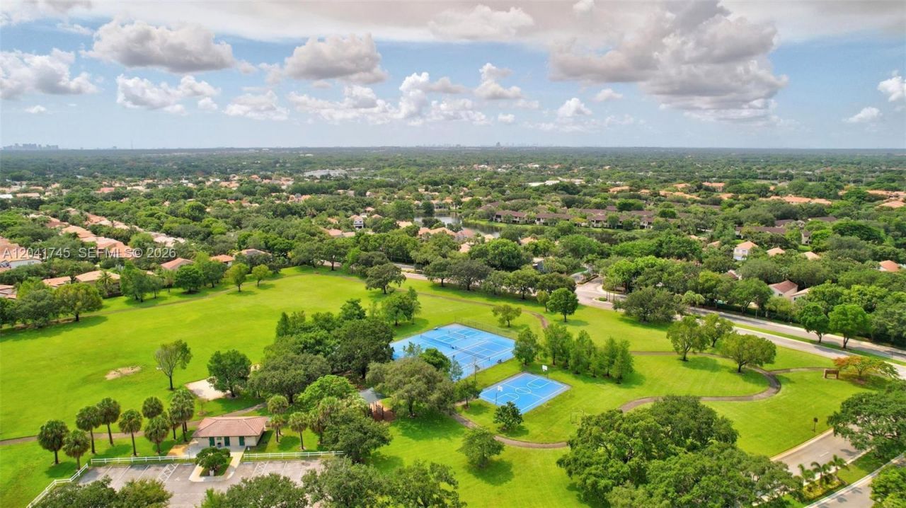 1380 NW 103rd Ter , Plantation, FL 33322 Photo