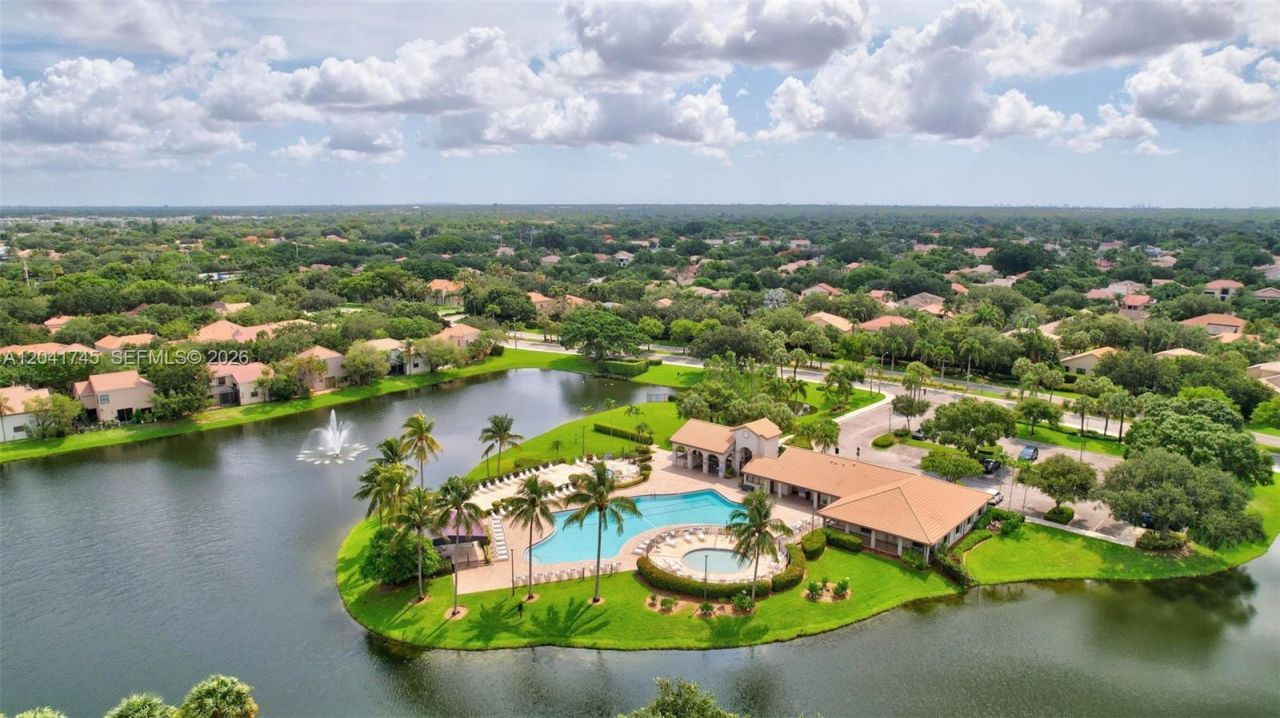 1380 NW 103rd Ter , Plantation, FL 33322 Photo