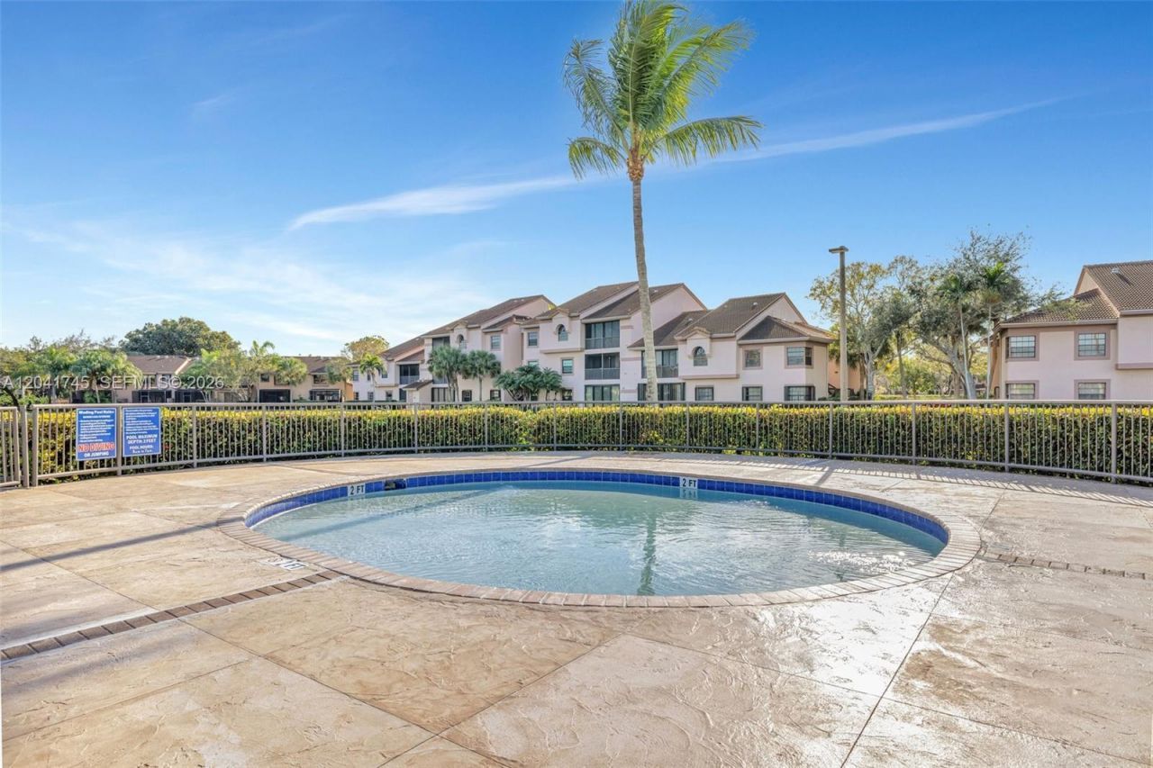 1380 NW 103rd Ter , Plantation, FL 33322 Photo