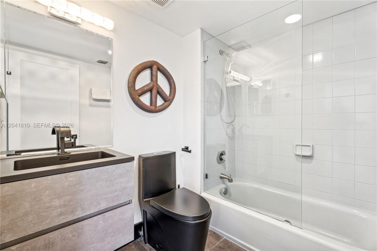 1900 Sunset Harbour Dr , Unit 1715, Miami Beach, FL 33139 Photo