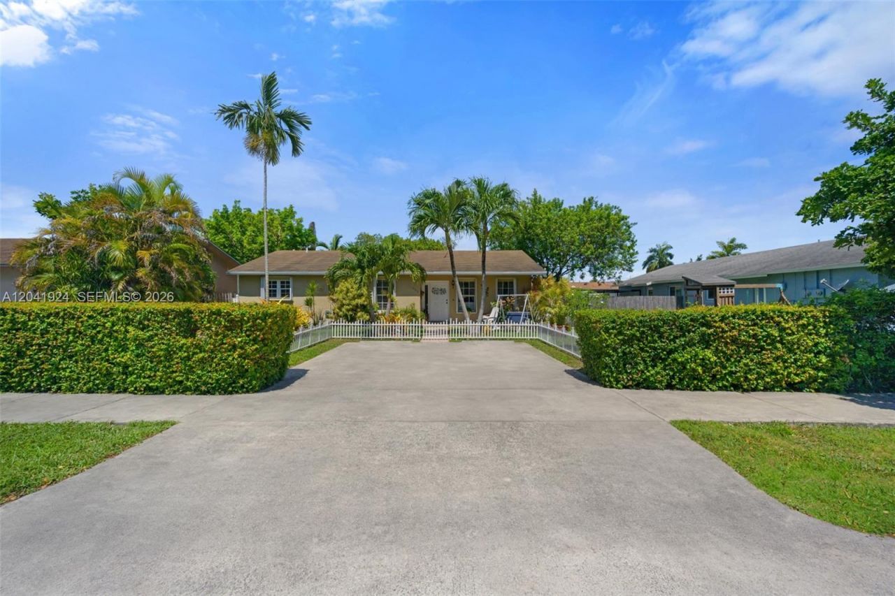 906 SW 8th Ave, Hallandale Beach, FL 33009 Photo