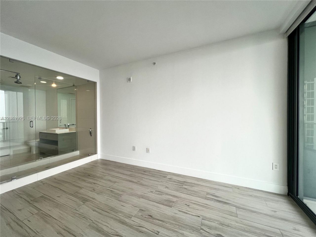 460 NE 28th St, Unit 1402, Miami, FL 33137 Photo