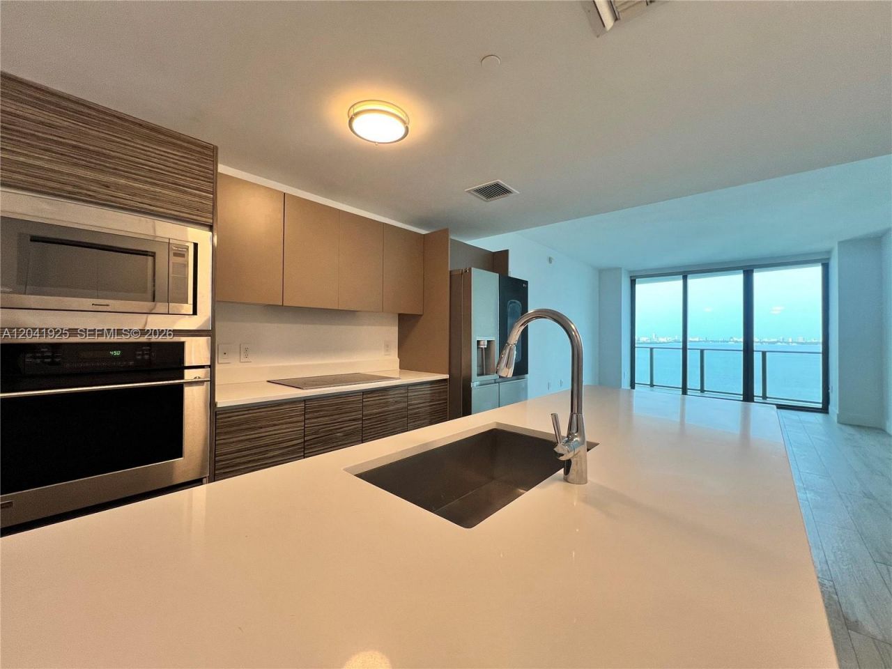 460 NE 28th St, Unit 1402, Miami, FL 33137 Photo