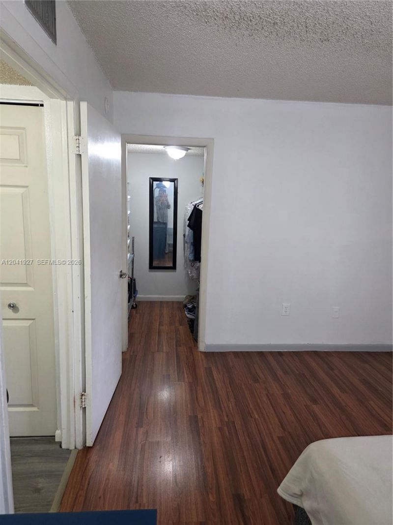 8065 SW 107th Ave, Unit 202, Miami, FL 33173 Photo