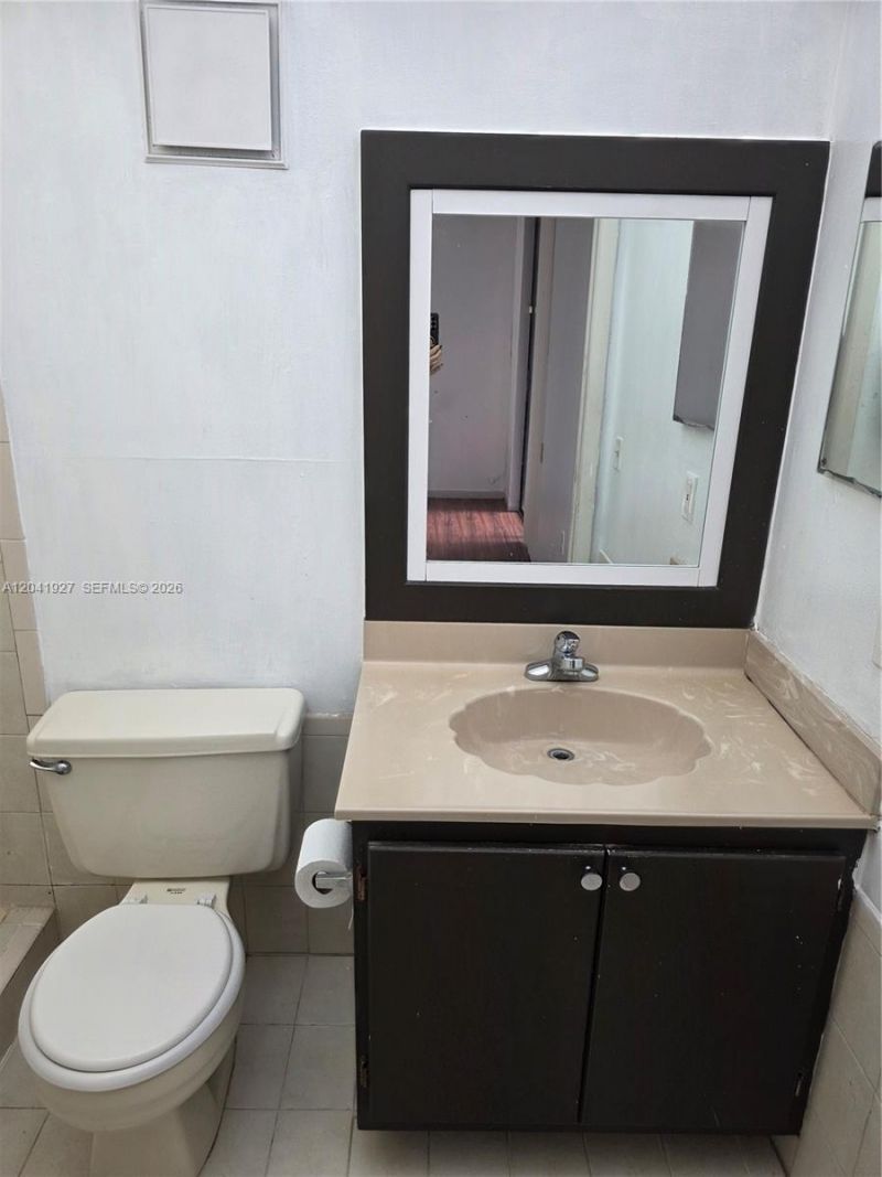 8065 SW 107th Ave, Unit 202, Miami, FL 33173 Photo