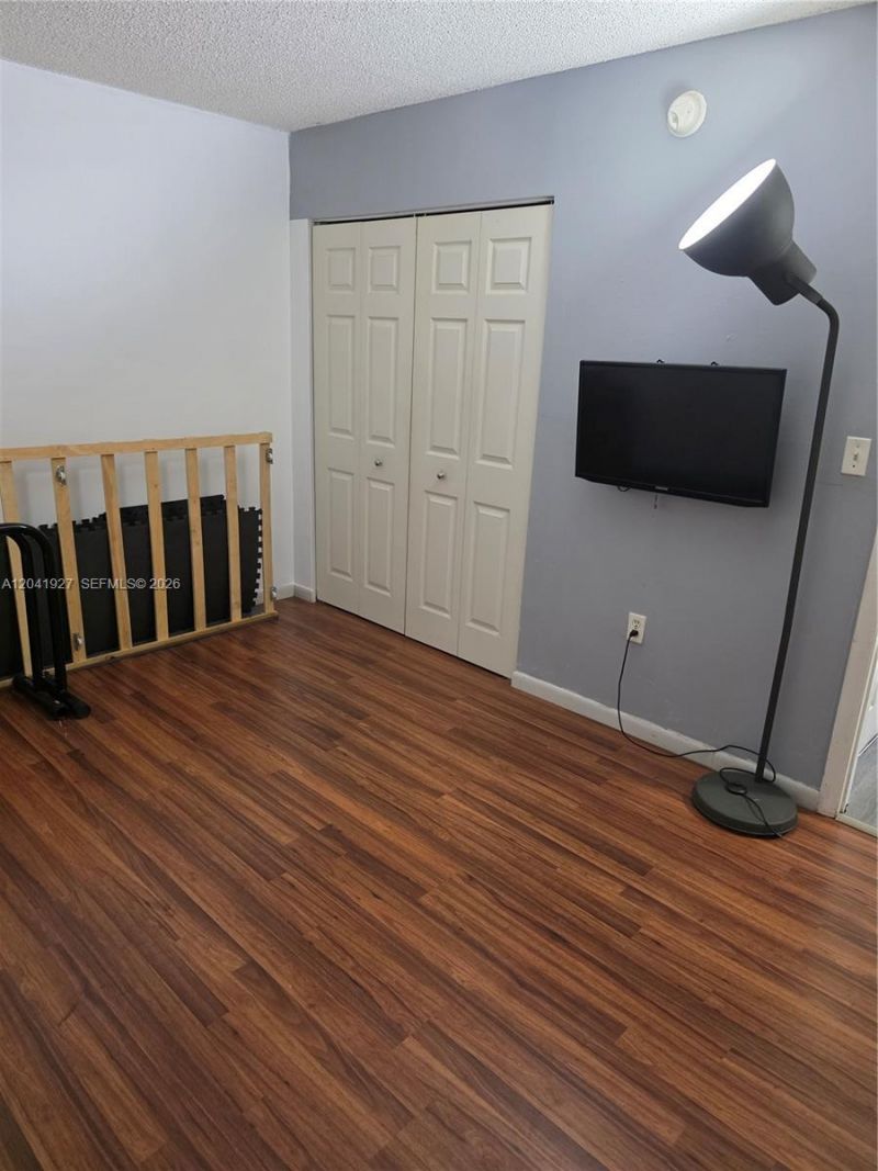 8065 SW 107th Ave, Unit 202, Miami, FL 33173 Photo
