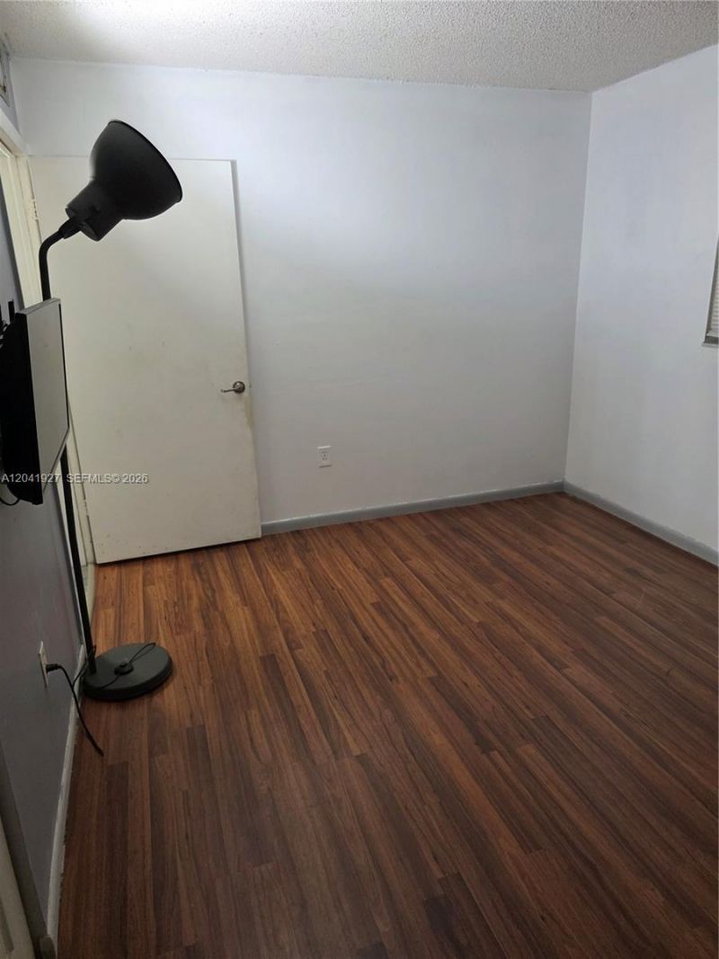 8065 SW 107th Ave, Unit 202, Miami, FL 33173 Photo