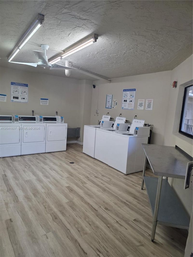 8065 SW 107th Ave, Unit 202, Miami, FL 33173 Photo