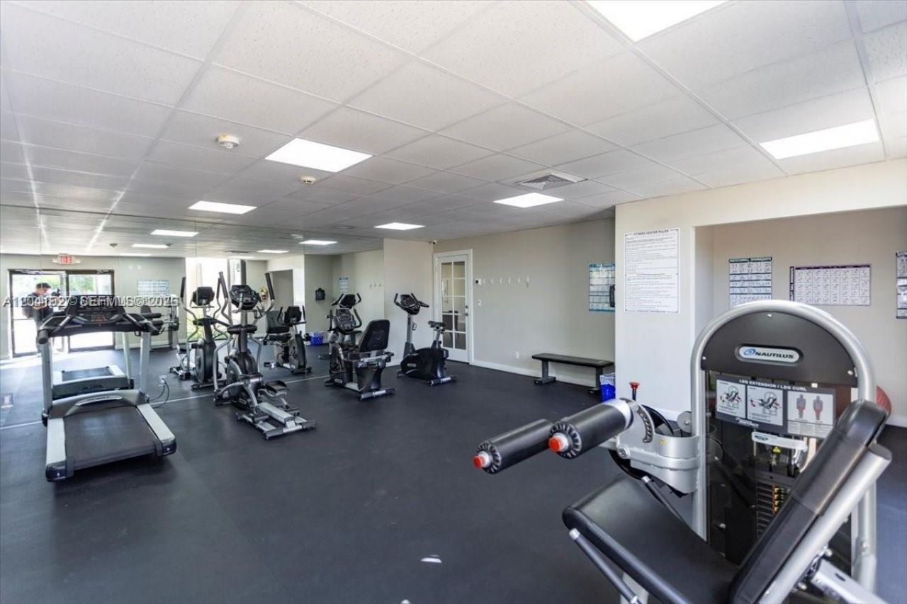 8065 SW 107th Ave, Unit 202, Miami, FL 33173 Photo