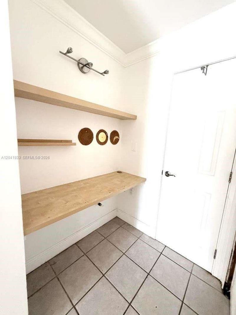1530 NE 191st St, Unit 340, Miami, FL 33179 Photo