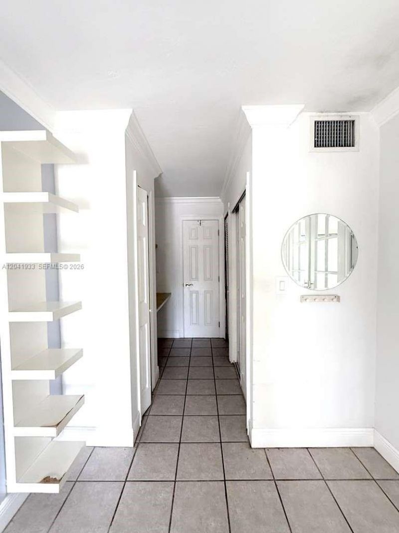 1530 NE 191st St, Unit 340, Miami, FL 33179 Photo