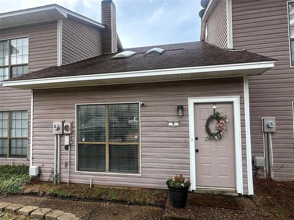 4111 Pines Road , Unit 9, Shreveport, LA 71119